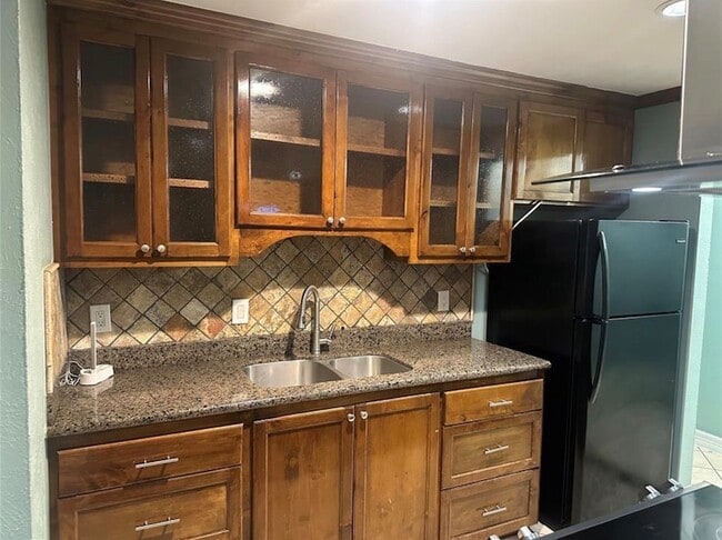 Photo - 4375 Kevinkay Dr