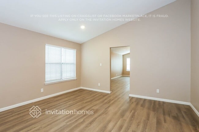 526 Sims Dr
