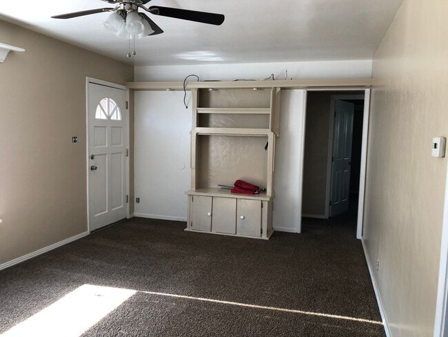 Photo - 801 S Bradley St