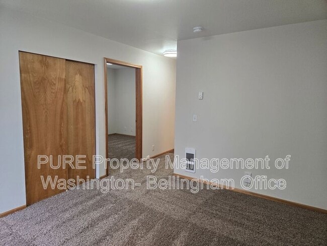 Photo - 3150 W Maplewood Ave