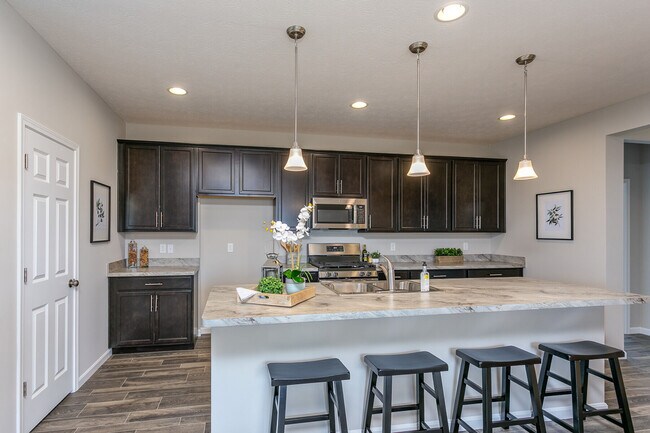 Photo - 605 Bellasera Dr