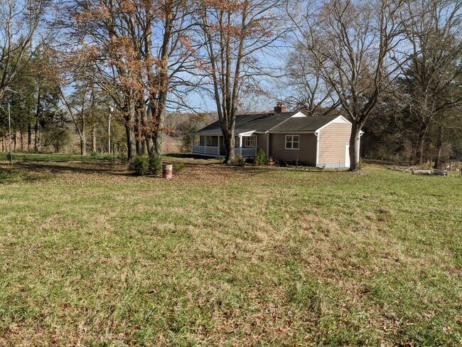 4 bedroom home on 50 acres - 4 bedroom home on 50 acres