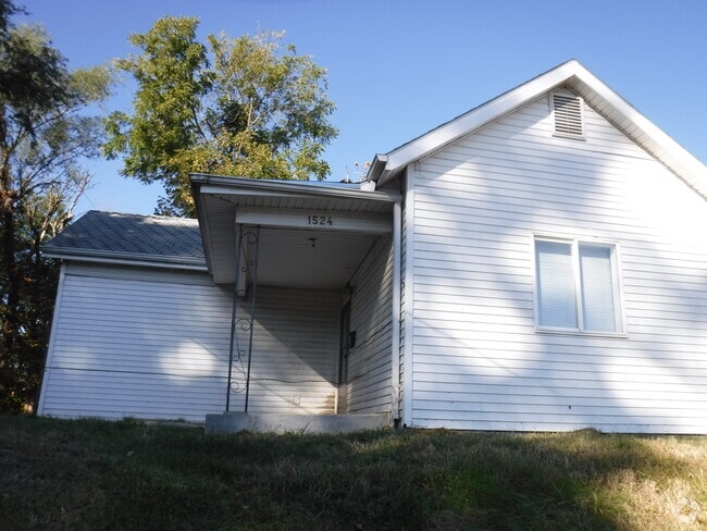 Building Photo - 1524 N 10th St Rental