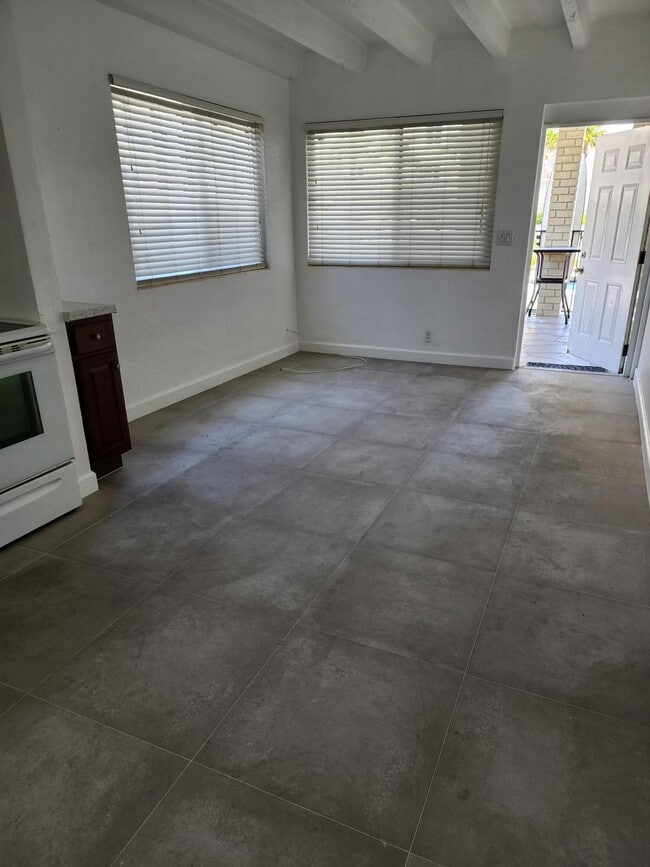 Photo - 100 Cascade Ln Unit 5