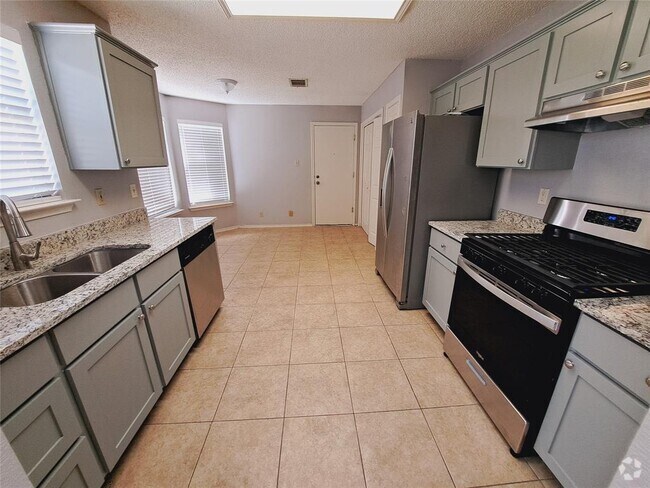 Building Photo - 611 Wagon Wheel Trail Rental
