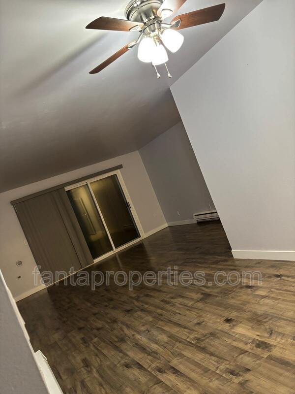 Building Photo - 24022 25th Ave S