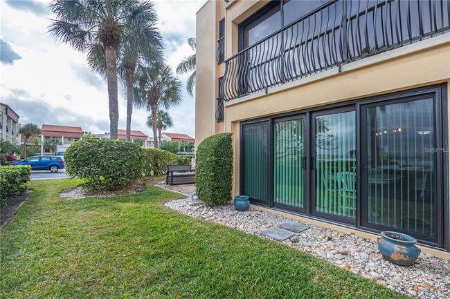 Photo - 845 S Gulfview Blvd Condominio Unidad 101