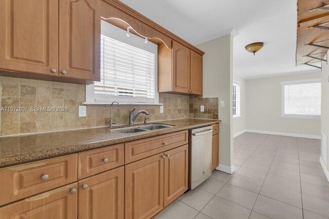 Photo - 2118 Cleveland St