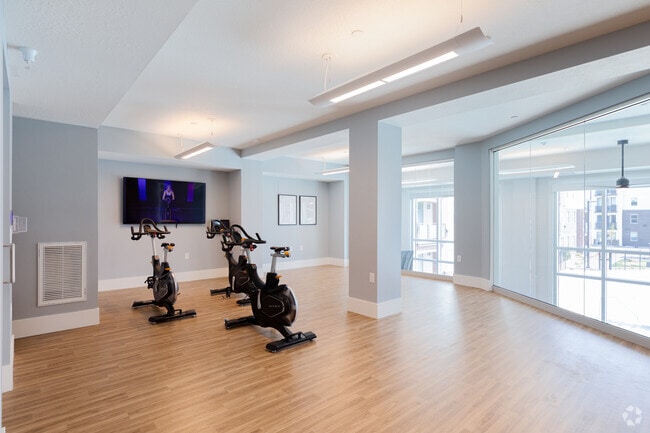 2-Story Club Fit