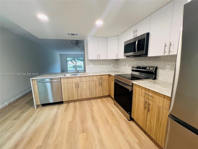 Photo - 2402 Antigua Cir Unit H1