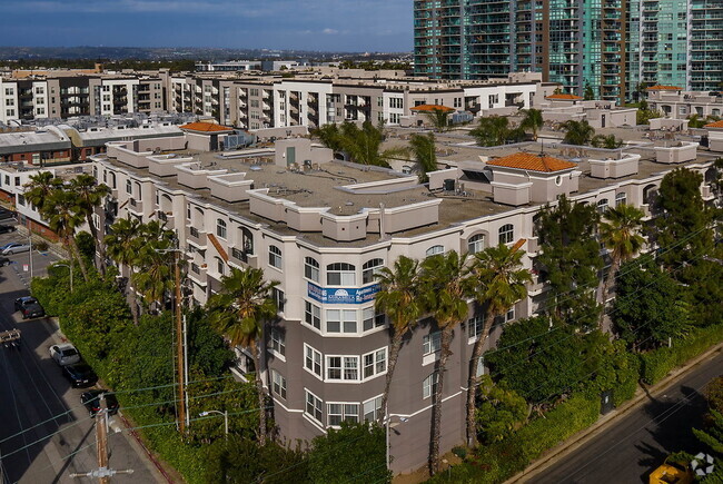 Building Photo - Mirabella Rental