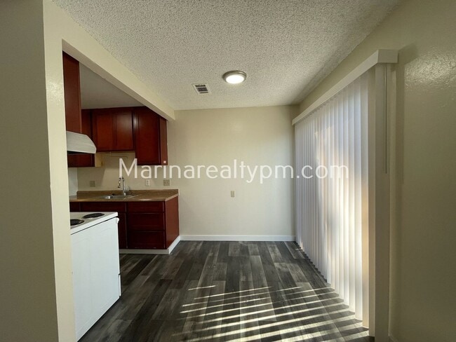 444 Corcoran Ave Unidad 444 Corcoran Ave #2