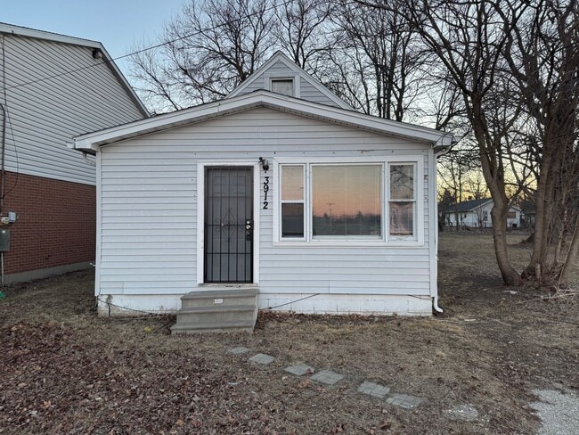 Photo - House 3 BR/2BA