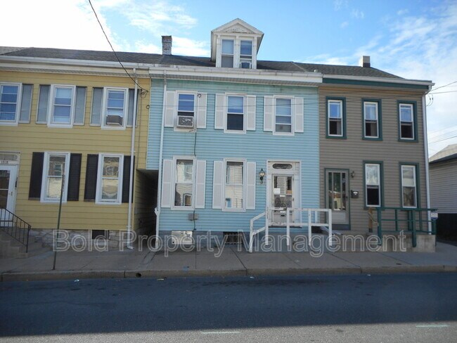 Photo - 1020 Mifflin St Unit Apt 2