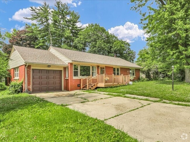 Building Photo - 615 Breen Dr Rental