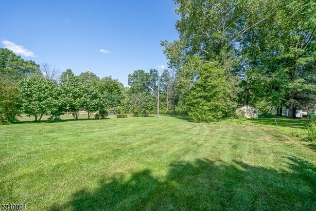 Photo - 69 Woodland Rd