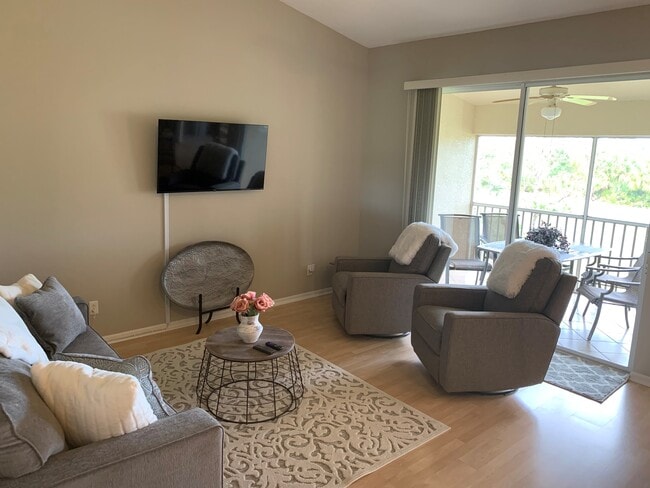 Living Room - 21361 Lancaster Run Unit 222