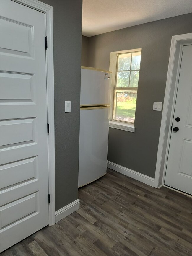 Photo - 2 bedroom 1 bath House for rent
