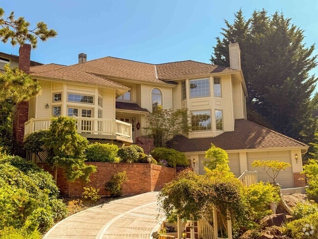 Building Photo - 4bd/3.25ba Seattle House