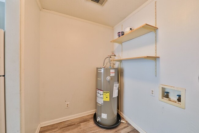 Photo - Desirable 4 Bed, 2 Bath House in Martin, TN!