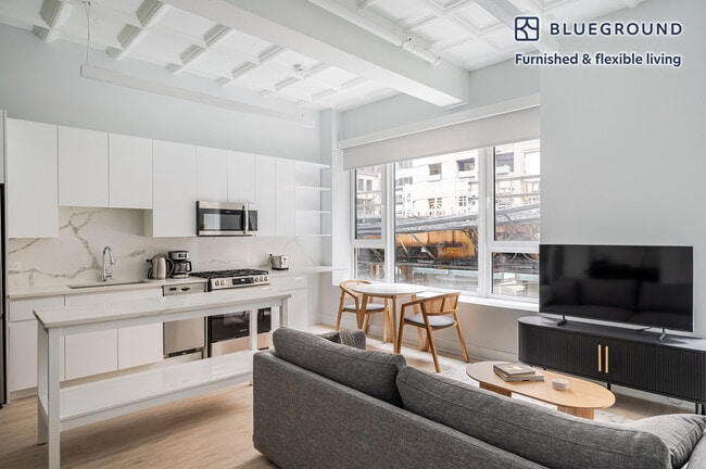 Photo - 188 N Wells St Unit SI FL2-ID1235