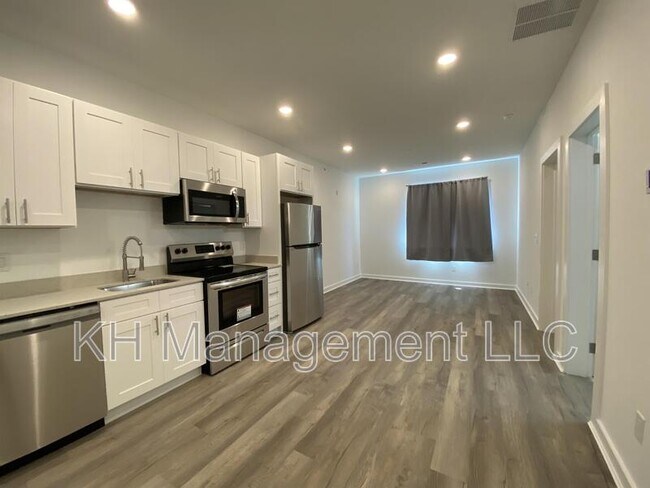 Building Photo - 2020 N 22nd St