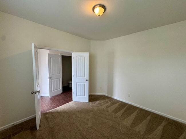 Photo - Crosstowne Townhome Available NOW!