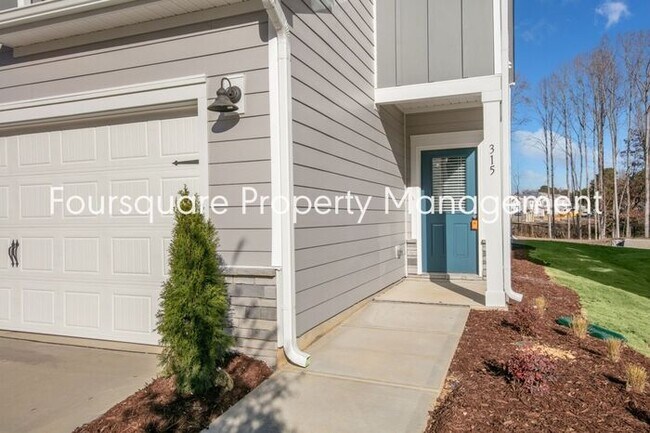 Photo - Charming Single-Family Home with Open Floor Plan, Spacious Loft & 2-Car Garage – Convenient to Fu...