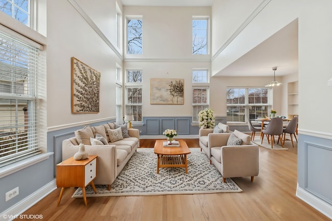 Sala de estar - 106 Dorshire Ct