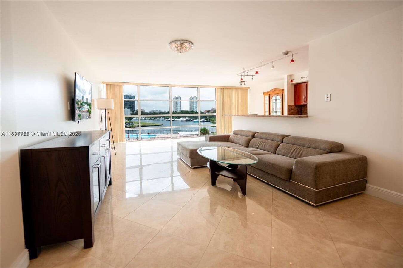 Photo - 2000 Atlantic Shores Blvd Unit 420