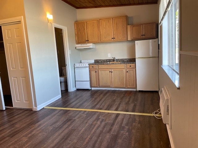 Closet, bath & Kitchen - 400 S Ashland Ave