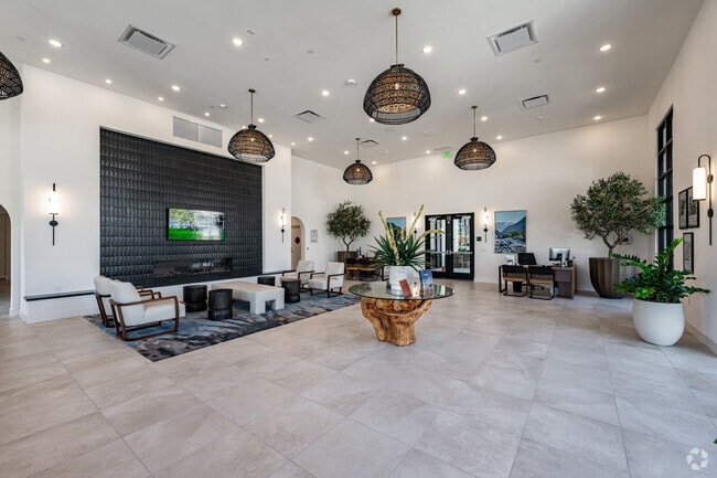 Leasing Office