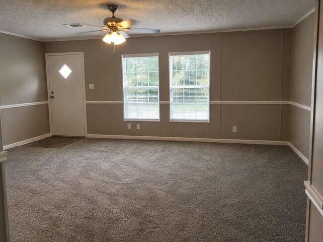 Photo - 2914 Vern Dr