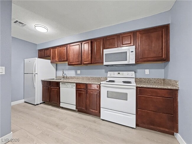 Photo - 5141 River Glen Dr Unit 156