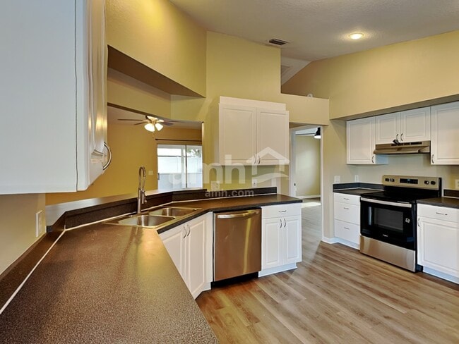 Photo - 2774 SE Bishop Ave