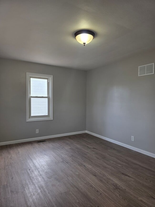 Photo - Updated Three Bedroom in Fostoria