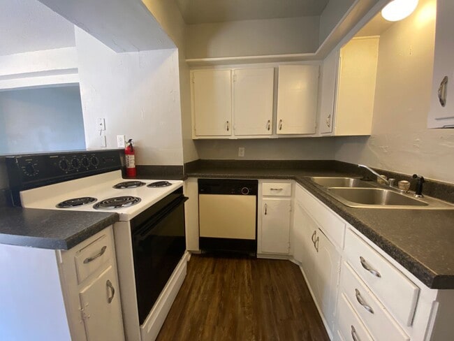 Photo - 2 bedroom 1.5 duplex