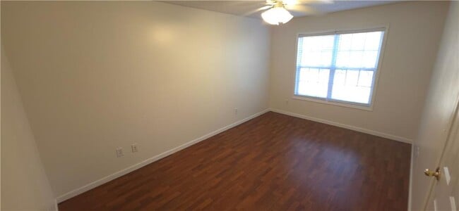 Photo - 2784 James Henry Dr