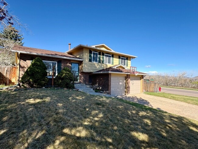 Photo - Stunning Morrison 3 bed/2 bath Corner Lot