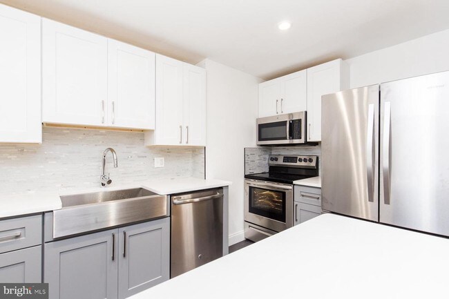 Photo - 44-46 S 3rd St Unit 4R