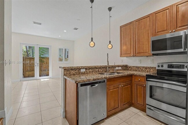 Photo - 2945 Coconut Ave