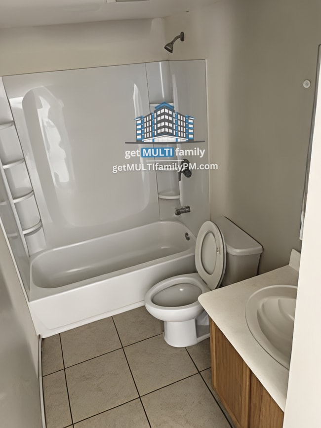 Photo - 1629 E Wood St Unidad 201
