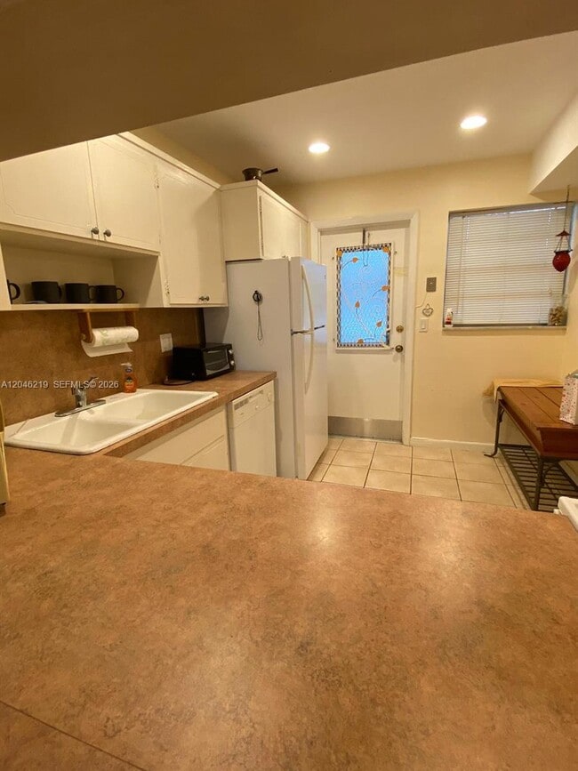 Photo - 330 SE 2nd St Unit 403F