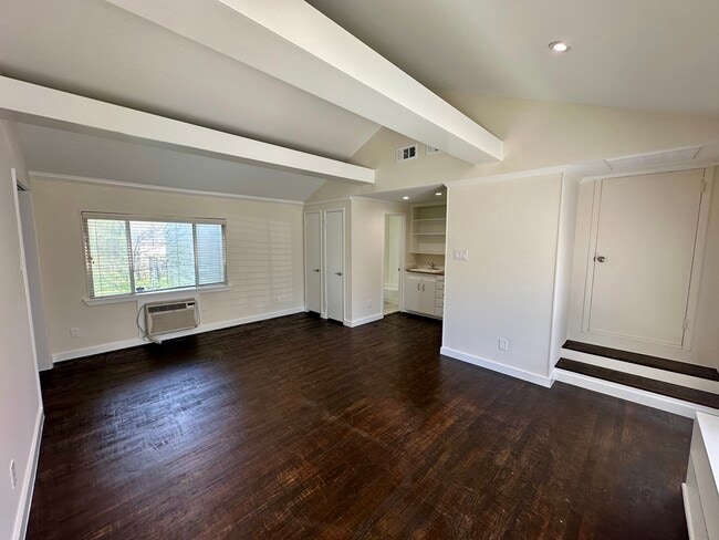 Photo - 3020 5th Ave