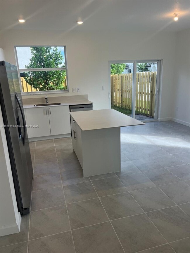 Photo - 2633 SE 27th Dr