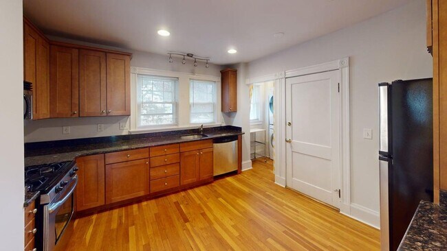 Photo - 189 Wordsworth St Unit 1