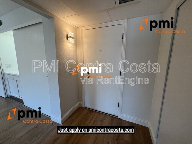 Photo - 320 N Civic Dr Condo Unit 417