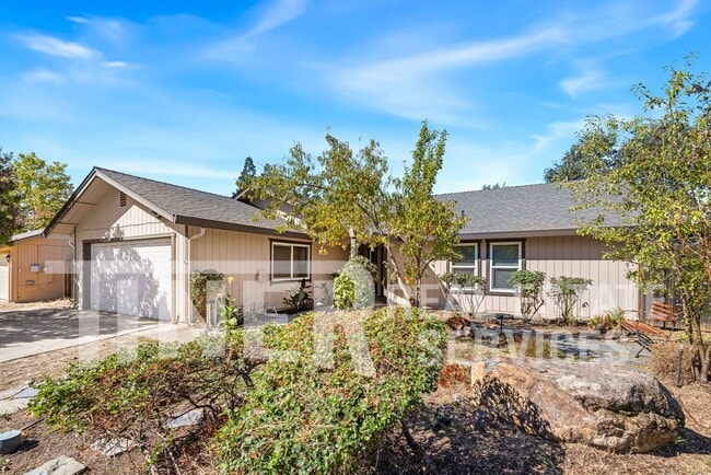 Photo - 639 Flower Dr
