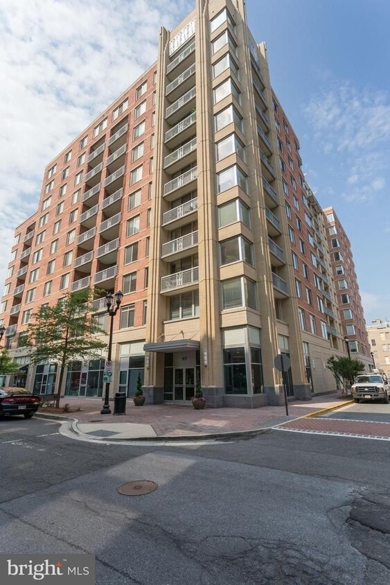 1 bedroom 1 Bath - Highrise Luxury Living ... - 1 bedroom 1 Bath - Highrise Luxury Living ...