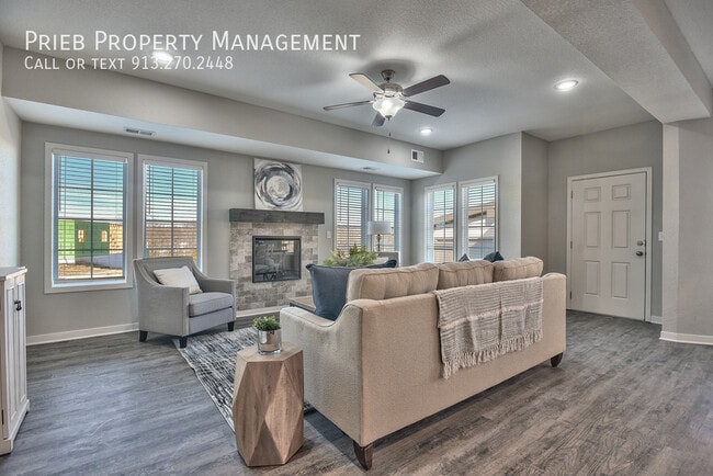 Photo - 22091 W 123rd Ln Unidad 107